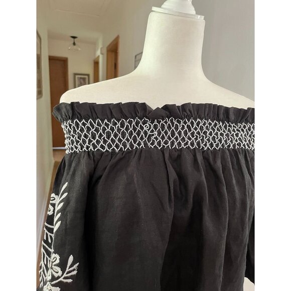 EUC Vince Camuto Off-The-Shoulder Black Dress With White Embroidery - Picture 2 of 8